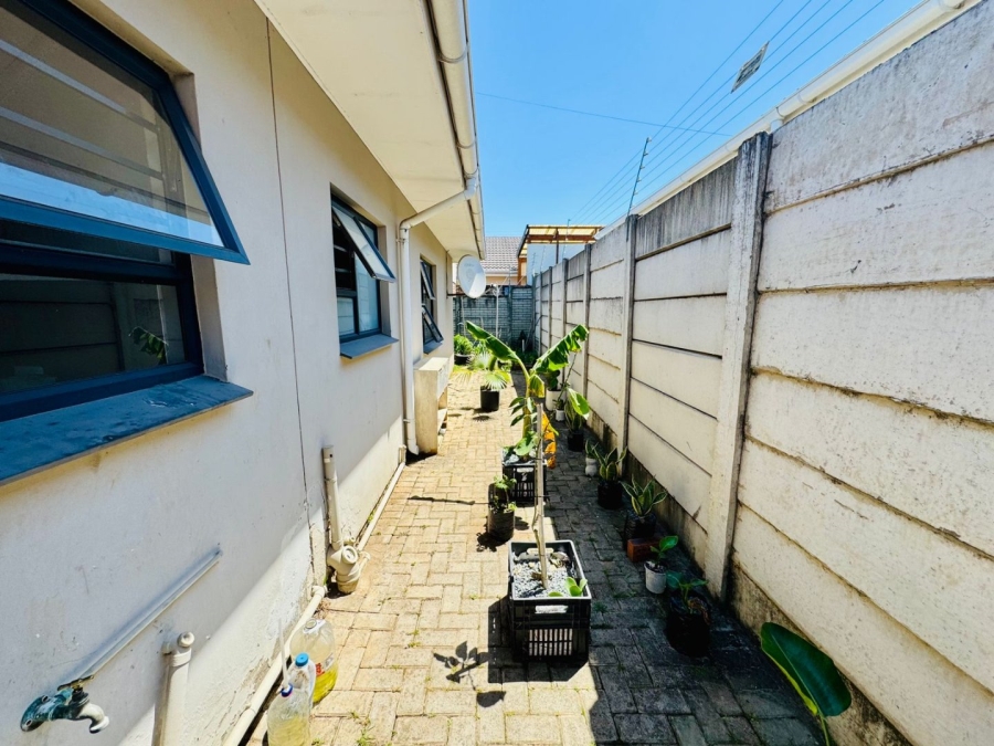 3 Bedroom Property for Sale in Gonubie Eastern Cape